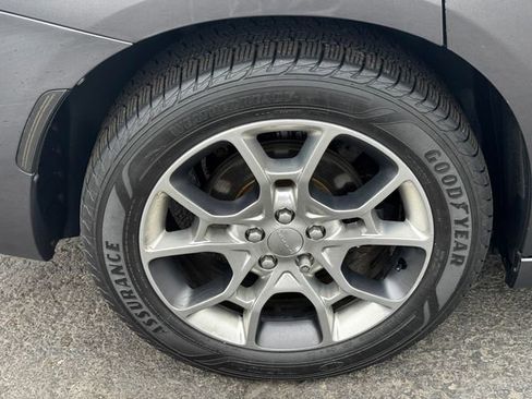 Used 2015 Dodge Charger SXT w/ Rallye Group image 12