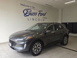 Used 2020 Ford Escape Titanium FWD video 1