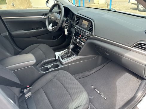 Used 2020 Hyundai Elantra SE w/ Cargo Package (C1) FWD image 33