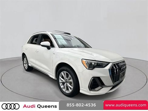 Certified 2022 Audi Q3 2.0T Premium w/ Convenience Package image 5