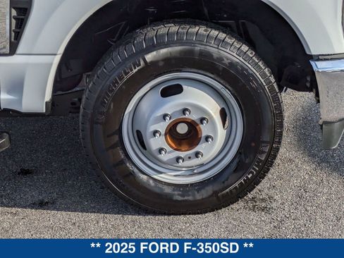 New 2025 Ford F350 XL w/ XL Chrome Package image 12
