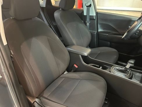 Used 2026 Hyundai Kona SEL Sport FWD image 36