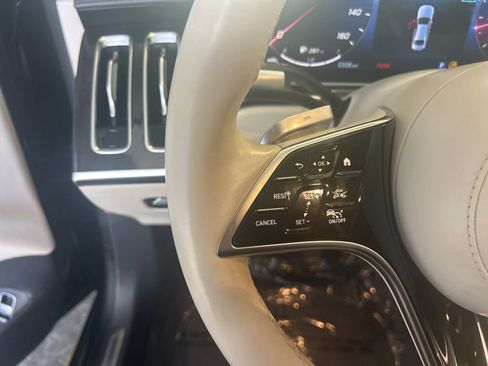Used 2023 Mercedes-Benz S 500 4MATIC image 16