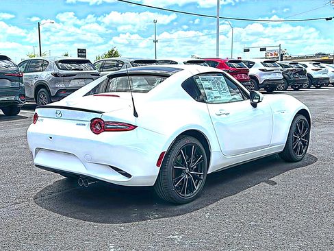 New 2026 MAZDA MX-5 Miata RF Grand Touring RWD image 8