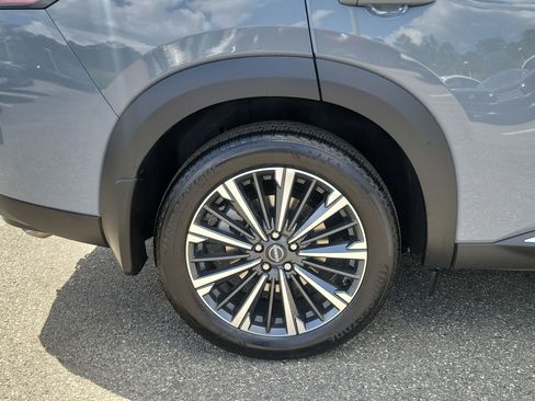 New 2026 Nissan Pathfinder Platinum w/ Cargo Package image 5