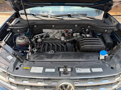 Used 2018 Volkswagen Atlas SEL Premium AWD/4WD image 6