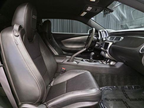 Used 2013 Chevrolet Camaro SS w/ SS Performance Package image 31