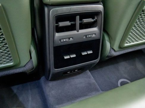 Certified 2024 Porsche Macan 4 Electric image 21