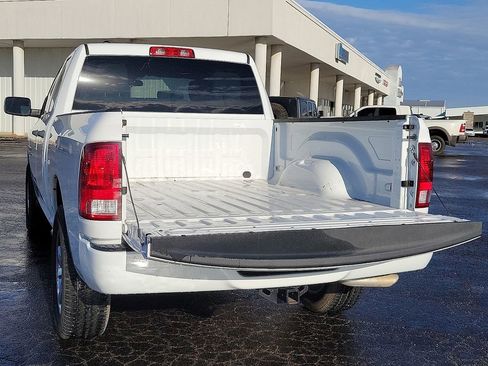Used 2019 RAM 1500 Express w/ Express Value Package image 8