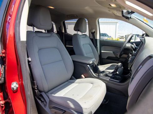 Used 2021 Chevrolet Colorado W/T w/ Custom Special Edition image 15