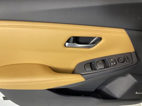 New 2025 Nissan Sentra SV w/ SV Premium Package image 13