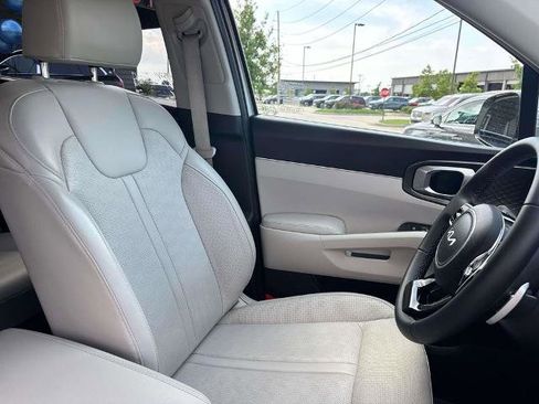 Used 2025 Kia Sorento EX w/ EX Panoramic Sunroof Package AWD/4WD image 15