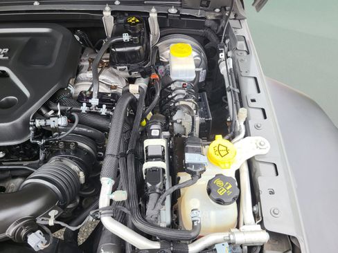 Used 2021 Jeep Wrangler Unlimited Sport image 62