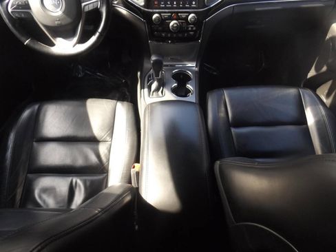 Used 2020 Jeep Grand Cherokee Limited image 16