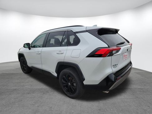 Certified 2024 Toyota RAV4 SE AWD/4WD image 7