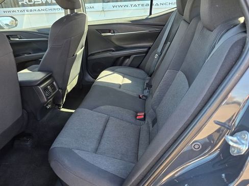 Used 2025 Toyota Camry LE image 30