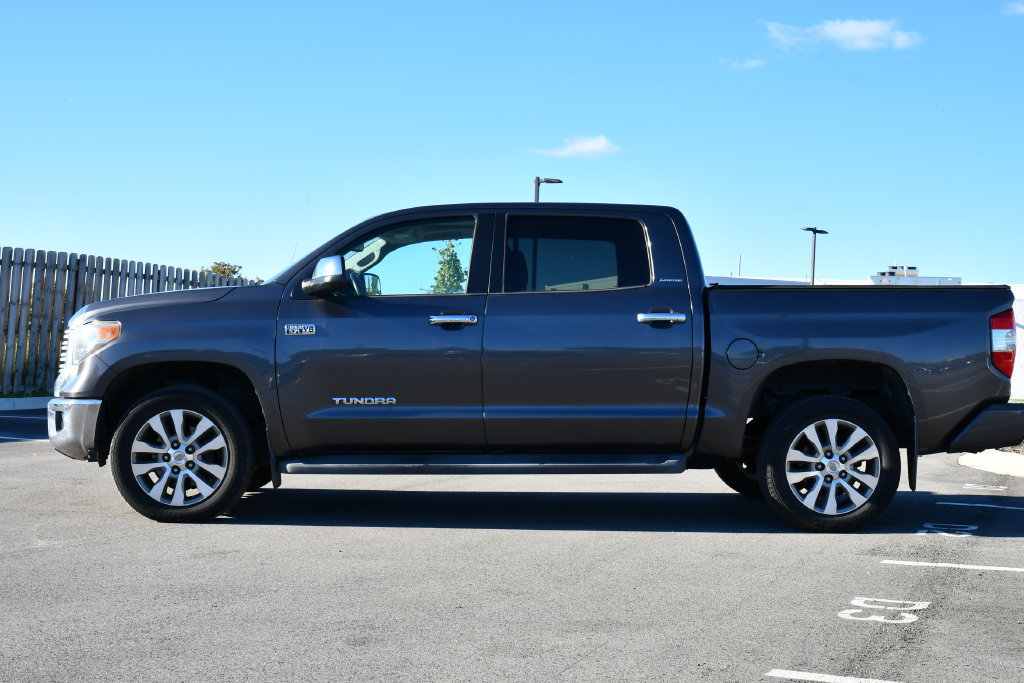 Used 2015 Toyota Tundra Limited w/ Limited Premium Package AWD/4WD image 6