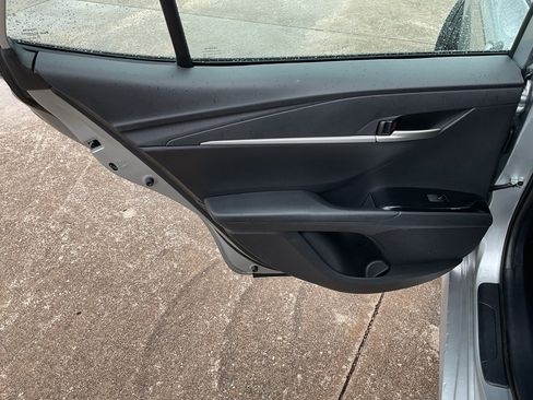 Used 2025 Toyota Camry LE image 16