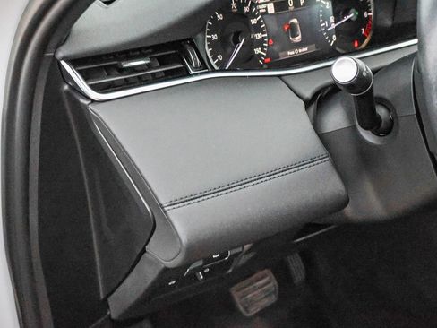 Certified 2023 Land Rover Range Rover Evoque SE image 34