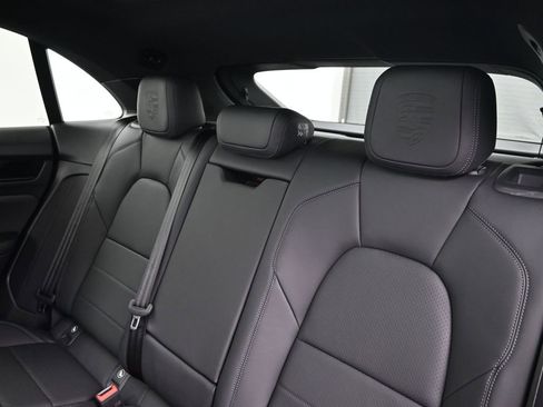 New 2026 Porsche Macan Electric RWD image 6
