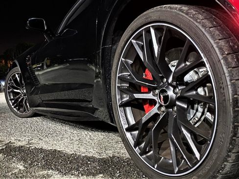 Used 2019 Chevrolet Corvette Z06 image 20