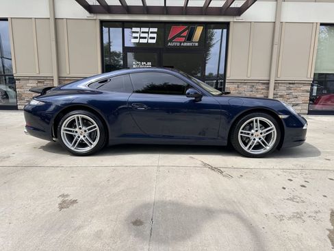 Used 2014 Porsche 911 Carrera image 2