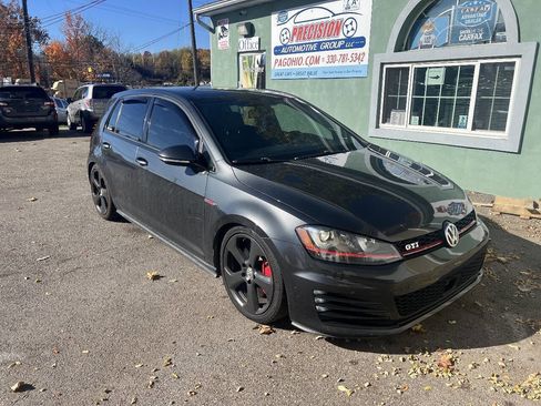 Used 2015 Volkswagen GTI S image 2