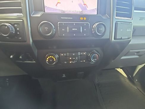 Used 2022 Ford F250 XLT w/ XLT Value Package AWD/4WD image 26