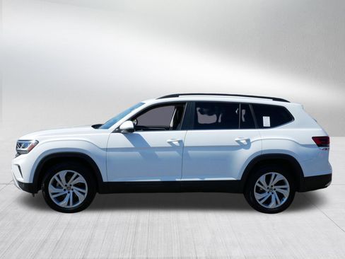 Certified 2023 Volkswagen Atlas SE image 4