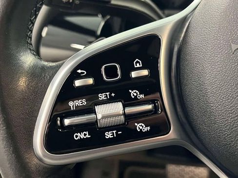 Certified 2022 Mercedes-Benz GLA 250 4MATIC image 21