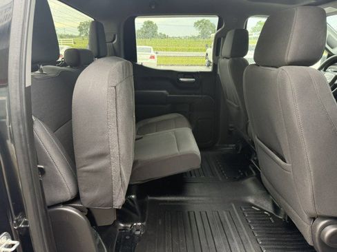 Used 2021 GMC Sierra 1500 4x4 Crew Cab w/ Sierra Value Package image 23