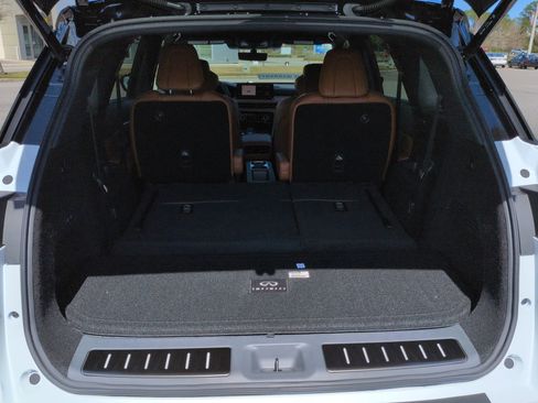 New 2026 INFINITI QX60 Autograph w/ Autograph Tech Package image 14