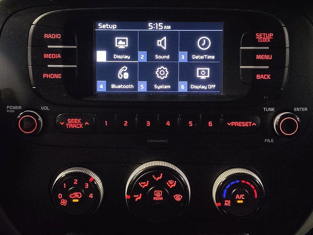 Used 2017 Kia Soul FWD image 25