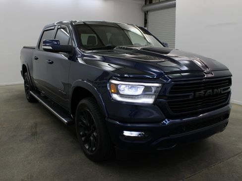 Used 2019 RAM 1500 Laramie w/ Sport Appearance Package AWD/4WD image 6