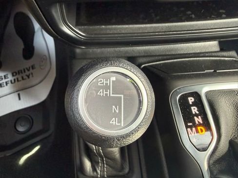 Used 2024 Jeep Wrangler Sport S image 28