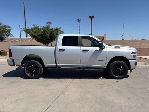 Certified 2026 RAM 2500 Big Horn AWD/4WD image 5