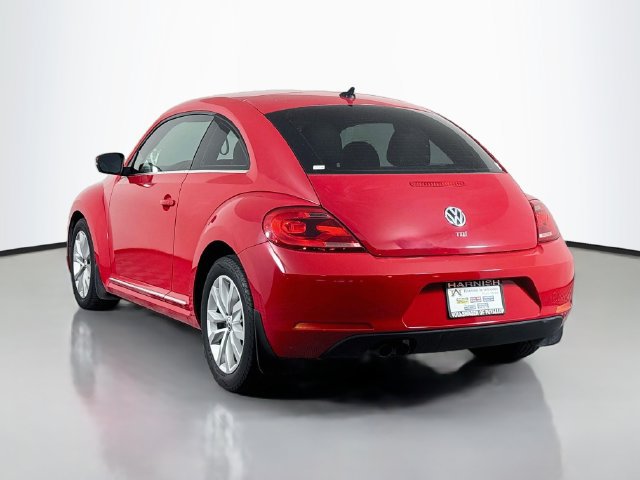 Used 2013 Volkswagen Beetle TDI FWD image 5