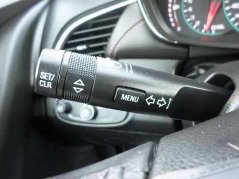 Used 2019 Chevrolet Trax LT w/ LT Convenience Package image 21