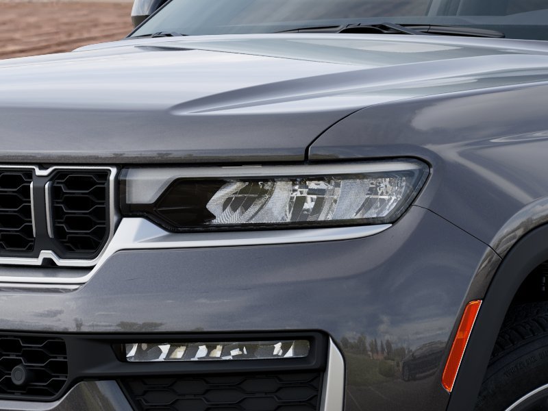 New 2026 Jeep Grand Cherokee L Limited w/ Luxury Tech Group II AWD/4WD image 10