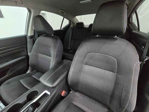 Used 2020 Nissan Altima 2.5 S FWD image 12