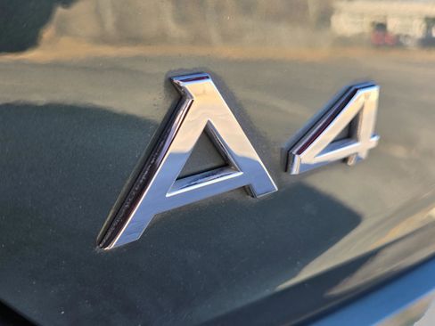 Used 2018 Audi A4 2.0T Premium Plus image 9