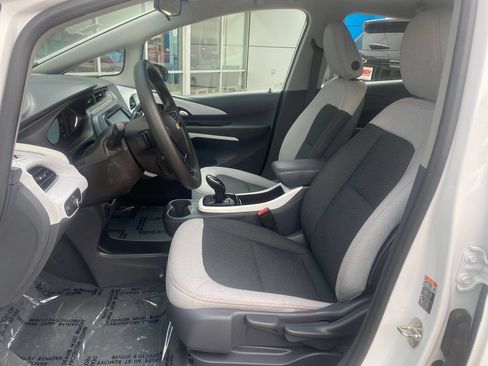 Used 2019 Chevrolet Bolt LT FWD image 9