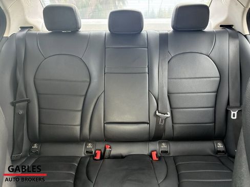 Used 2017 Mercedes-Benz C 300 Sedan image 19