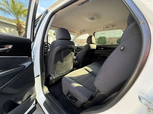 Used 2020 Kia Sorento FWD V6 image 14