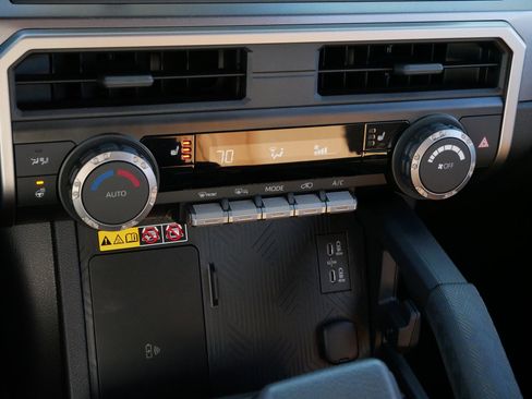 Certified 2025 Toyota 4Runner TRD Off-Road image 24