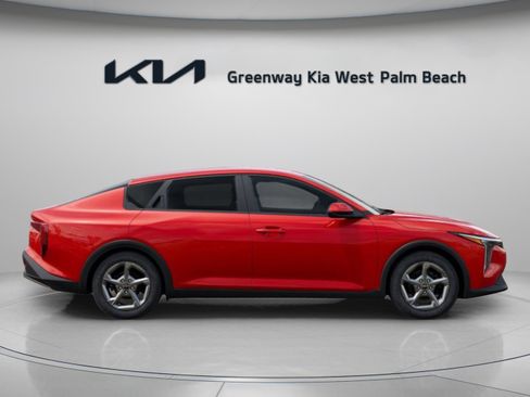 New 2026 Kia K4 FWD image 8