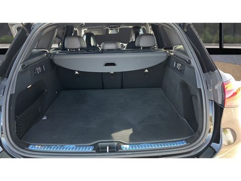 Used 2024 Mercedes-Benz GLC 300 image 26