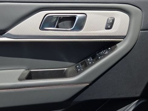 New 2026 Ford Explorer Active RWD image 29