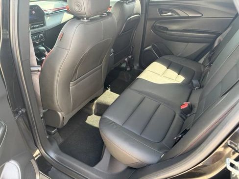 Used 2024 Chevrolet TrailBlazer RS AWD/4WD image 25