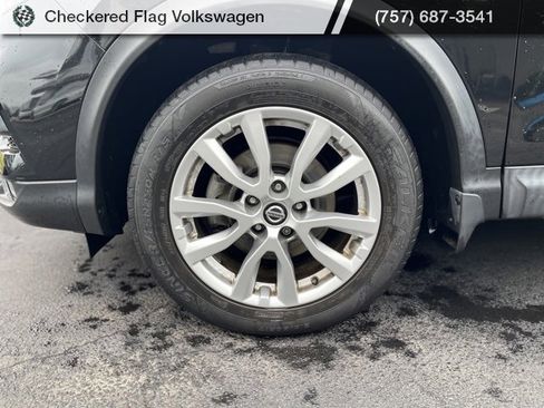 Used 2020 Nissan Rogue Sport SV w/ Technology Package image 5